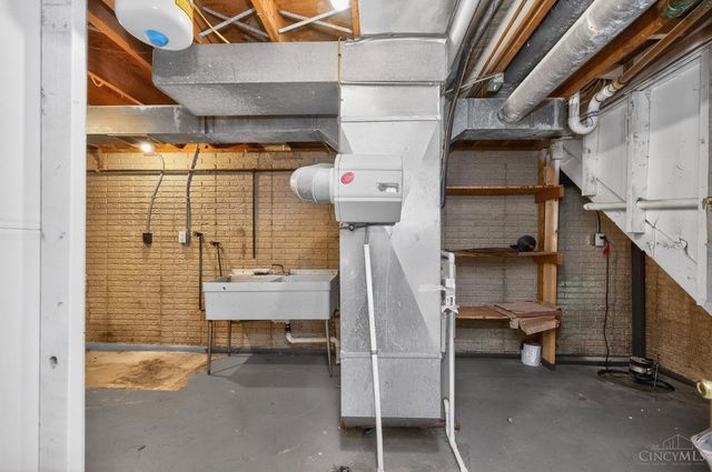 11839 Hamlet Road, Forest Park, OH 45240