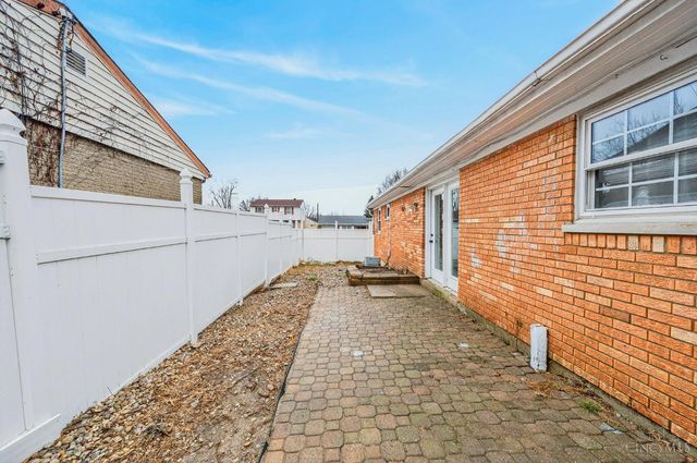 11839 Hamlet Road, Forest Park, OH 45240