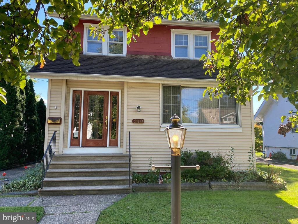 910 BELMONT AVE, HADDON TWP, NJ 08108 — exterior