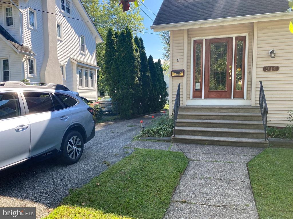 910 BELMONT AVE, HADDON TWP, NJ 08108 — photo 2