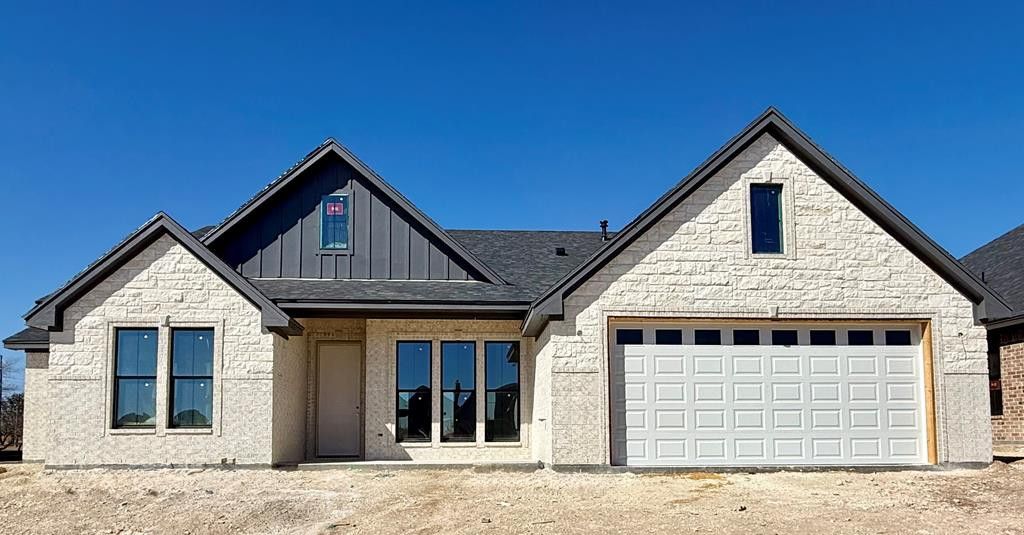 5613 King Mill Circle, San Angelo, TX 76904