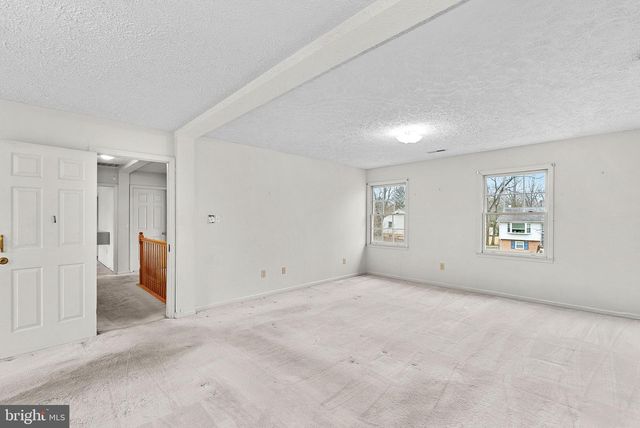 3709 HOWSEN AVE, Fairfax, VA 22030