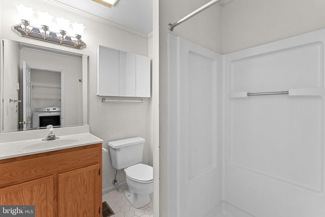 3709 HOWSEN AVE, Fairfax, VA 22030