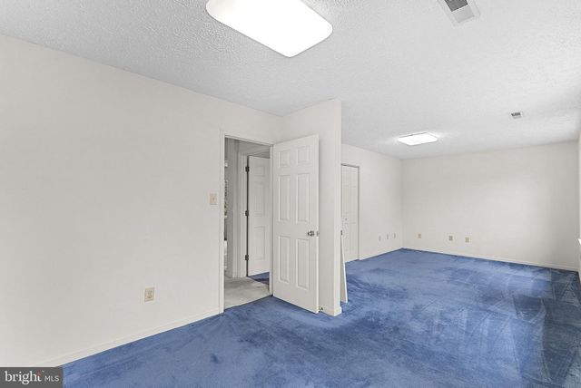 3709 HOWSEN AVE, Fairfax, VA 22030