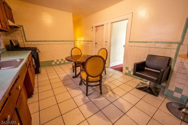 600 Lincoln St, Linden City, NJ 07036