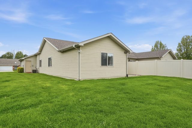 9831 Hart Street, St. John, IN 46373