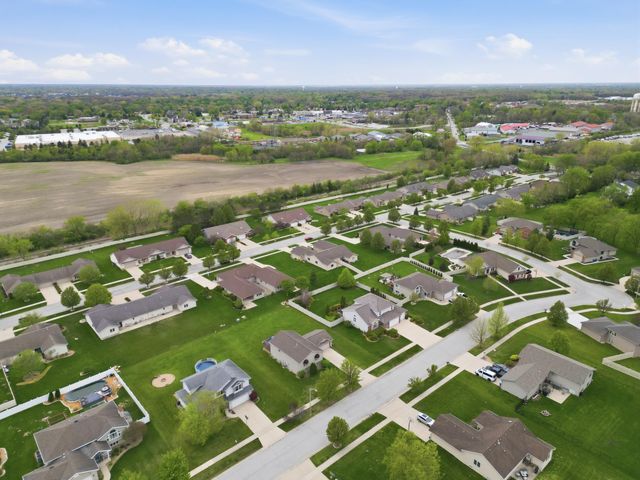 9831 Hart Street, St. John, IN 46373