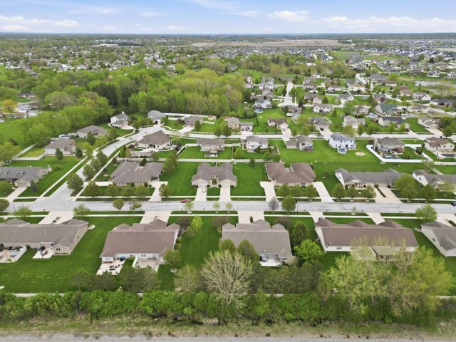 9831 Hart Street, St. John, IN 46373