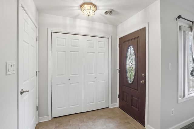 9831 Hart Street, St. John, IN 46373
