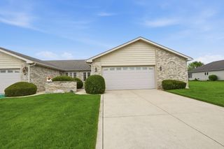 9831 Hart Street, St. John, IN 46373