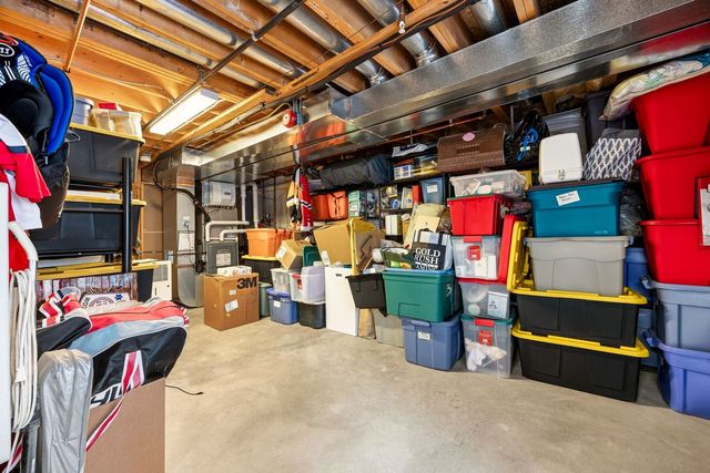 12221 Sinnett Street, Huntley, IL 60142