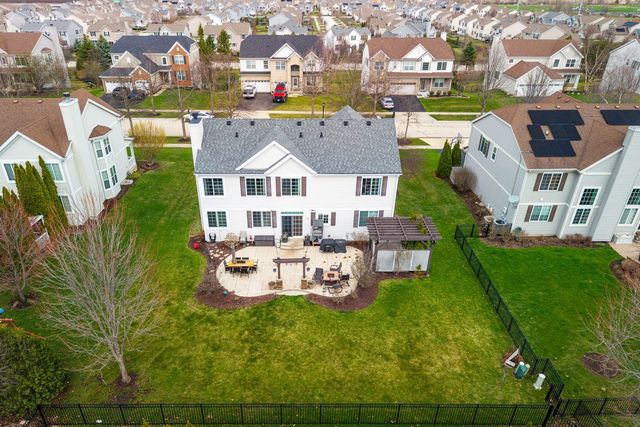12221 Sinnett Street, Huntley, IL 60142