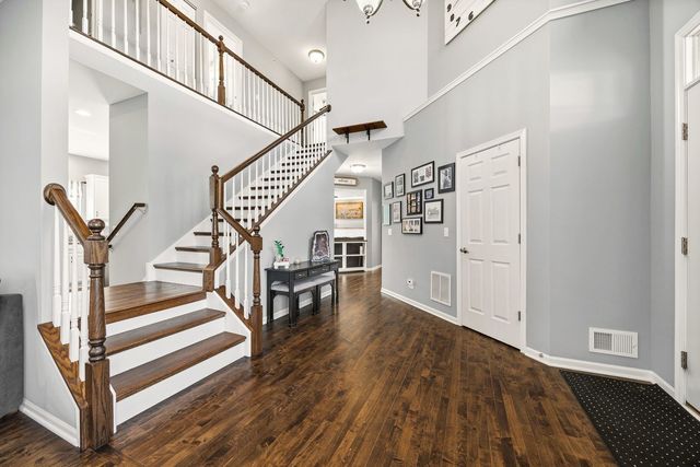 12221 Sinnett Street, Huntley, IL 60142
