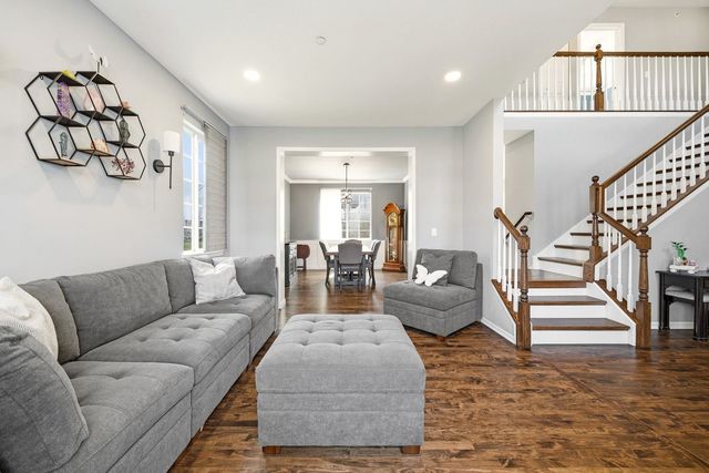 12221 Sinnett Street, Huntley, IL 60142