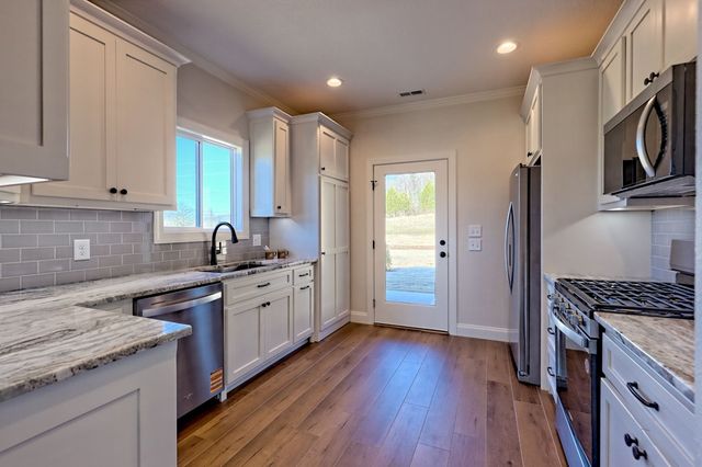 35 Mctyeire Drive, Young Harris, GA 30582