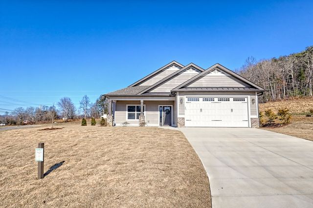 35 Mctyeire Drive, Young Harris, GA 30582