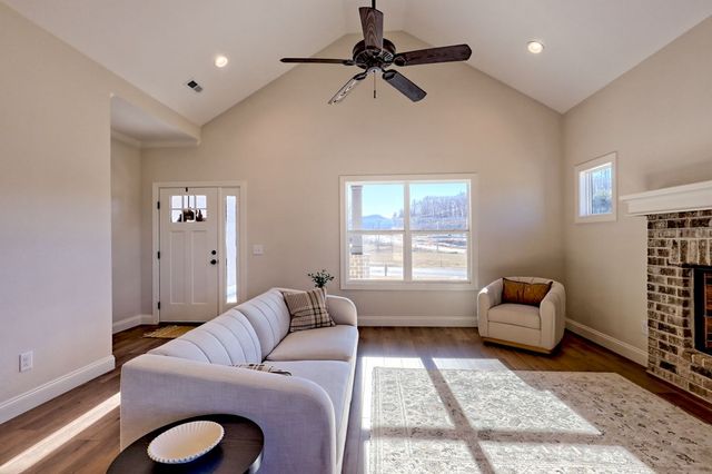 35 Mctyeire Drive, Young Harris, GA 30582