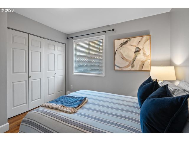 13120 Sw RITA Dr, Beaverton, OR 97005