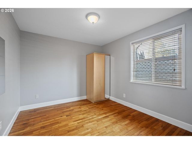 13120 Sw RITA Dr, Beaverton, OR 97005