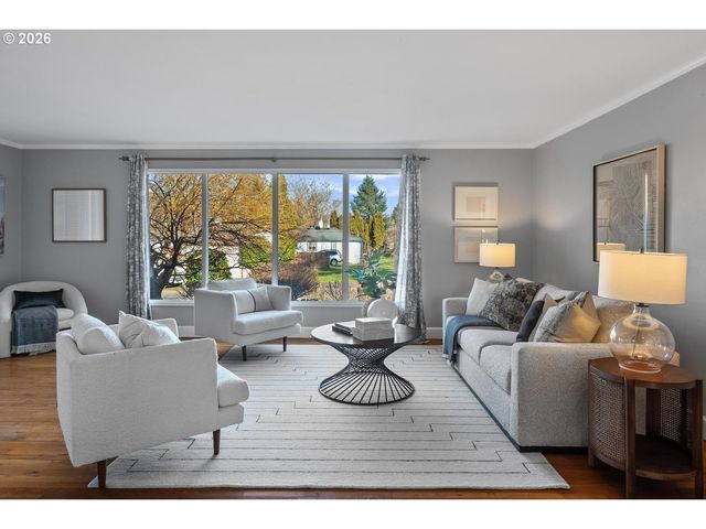 13120 Sw RITA Dr, Beaverton, OR 97005