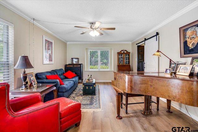 2733 Rockbridge Road, Tyler, TX 75701