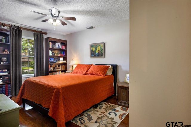 2733 Rockbridge Road, Tyler, TX 75701