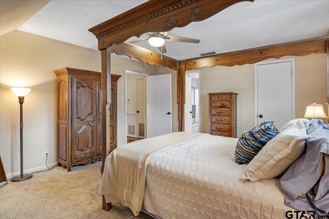 2733 Rockbridge Road, Tyler, TX 75701