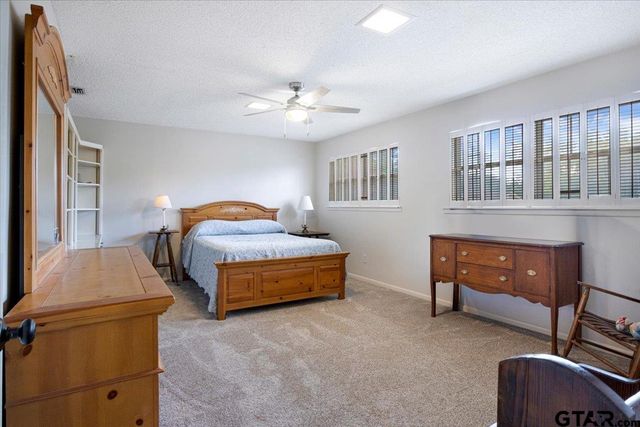 2733 Rockbridge Road, Tyler, TX 75701