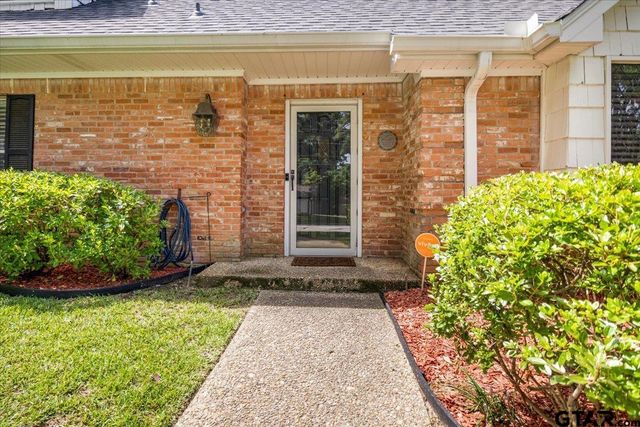 2733 Rockbridge Road, Tyler, TX 75701