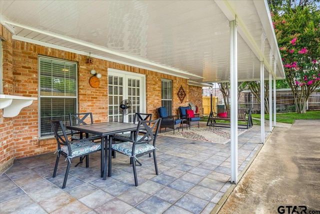 2733 Rockbridge Road, Tyler, TX 75701