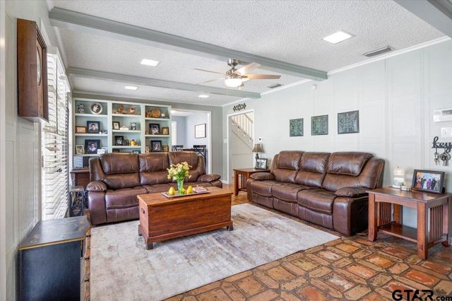 2733 Rockbridge Road, Tyler, TX 75701