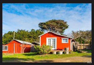 15301 Caspar Rd, Caspar, CA 95420