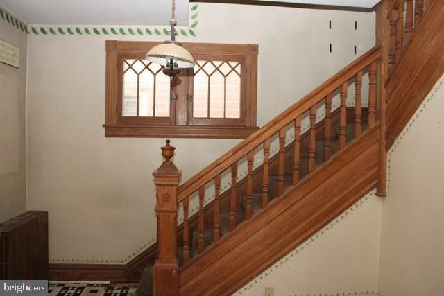 44 GLEN STREET N, Chambersburg, PA 17201