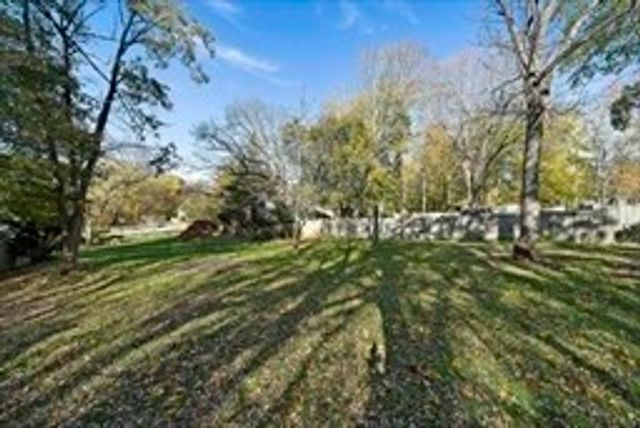 53 West St, Middleboro, MA 02346
