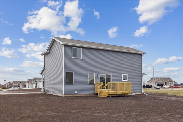 303 29th Street SW, Altoona, IA 50009