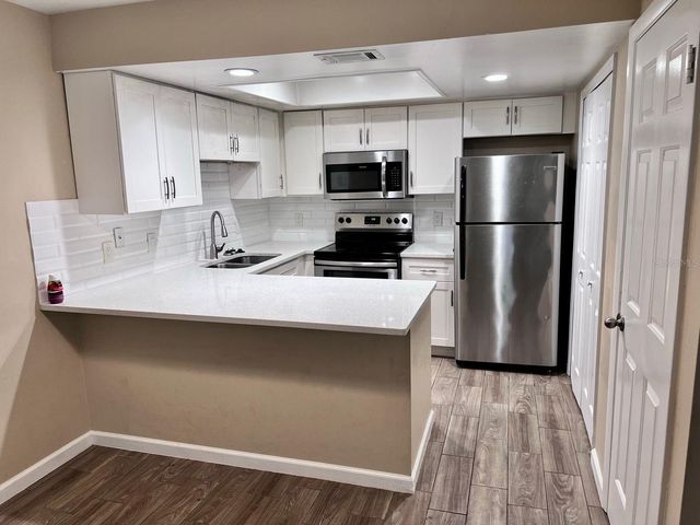 162 WINDTREE LANE 204, Winter Garden, FL 34787