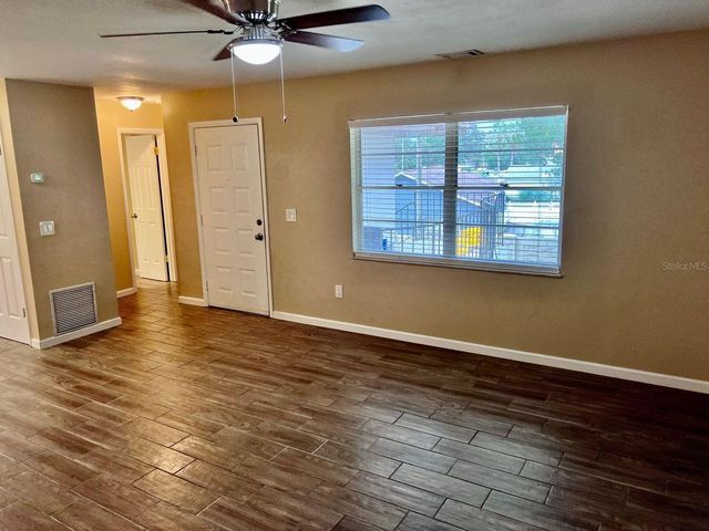 162 WINDTREE LANE 204, Winter Garden, FL 34787