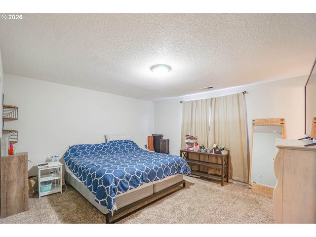 4605 Ne 161ST Ave, Vancouver, WA 98682