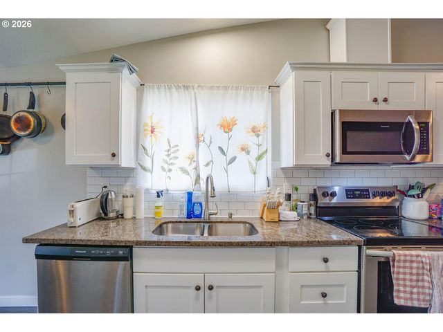 4605 Ne 161ST Ave, Vancouver, WA 98682