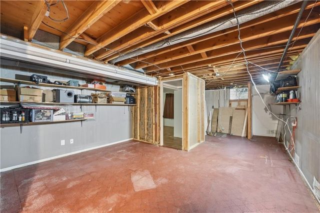 9947 Ballentine Street, Overland Park, KS 66214