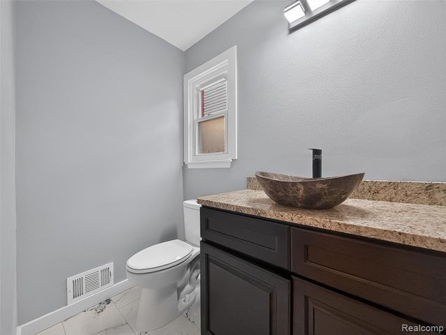 3103 Ferncliff Avenue, Royal Oak, MI 48073