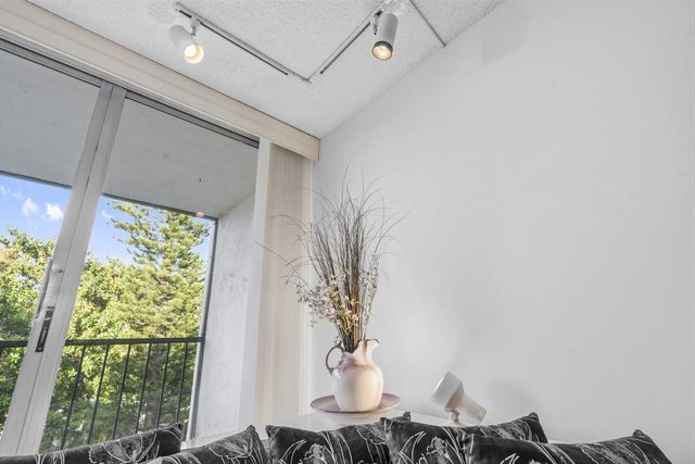 7080 Environ Boulevard 423, Lauderhill, FL 33319