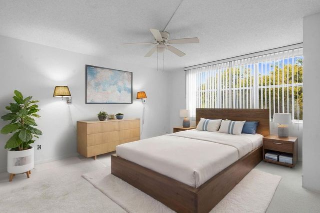 7080 Environ Boulevard 423, Lauderhill, FL 33319