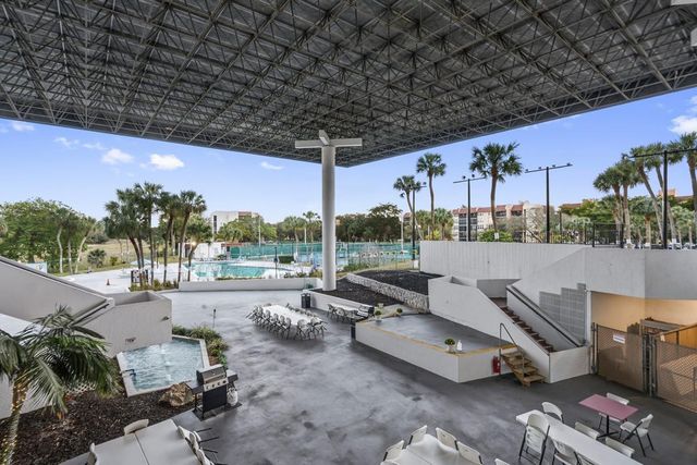 7080 Environ Boulevard 423, Lauderhill, FL 33319