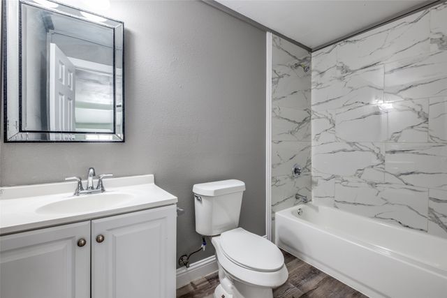 3111 Arizona Avenue, Dallas, TX 75216