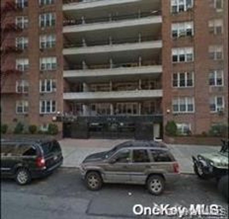 144-30 Roosevelt Avenue 307, Flushing, NY 11354 — exterior