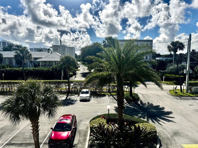 951 De Soto Road 326, Boca Raton, FL 33432