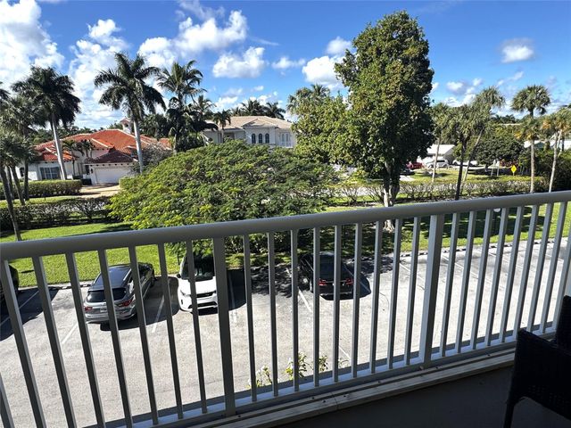 951 De Soto Road 326, Boca Raton, FL 33432