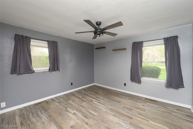 1603 Grandview Road, Lake Milton, OH 44429