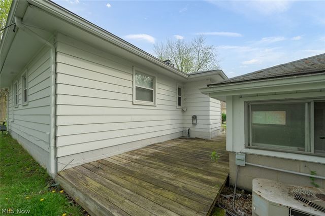 1603 Grandview Road, Lake Milton, OH 44429